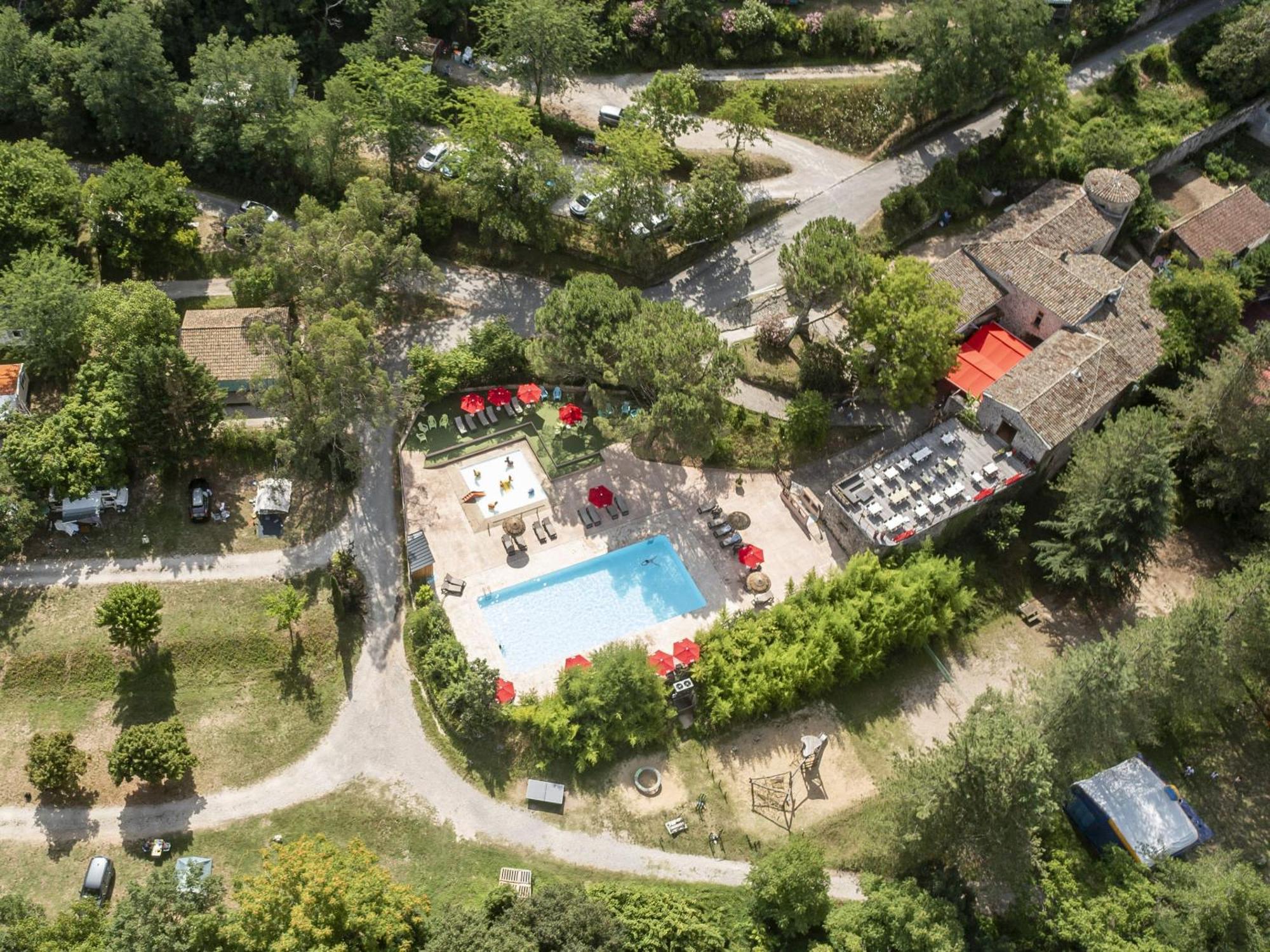 Domaine Residentiel De Plein Air Mas De Champel Campsite Les Ollieres-sur-Eyrieux
